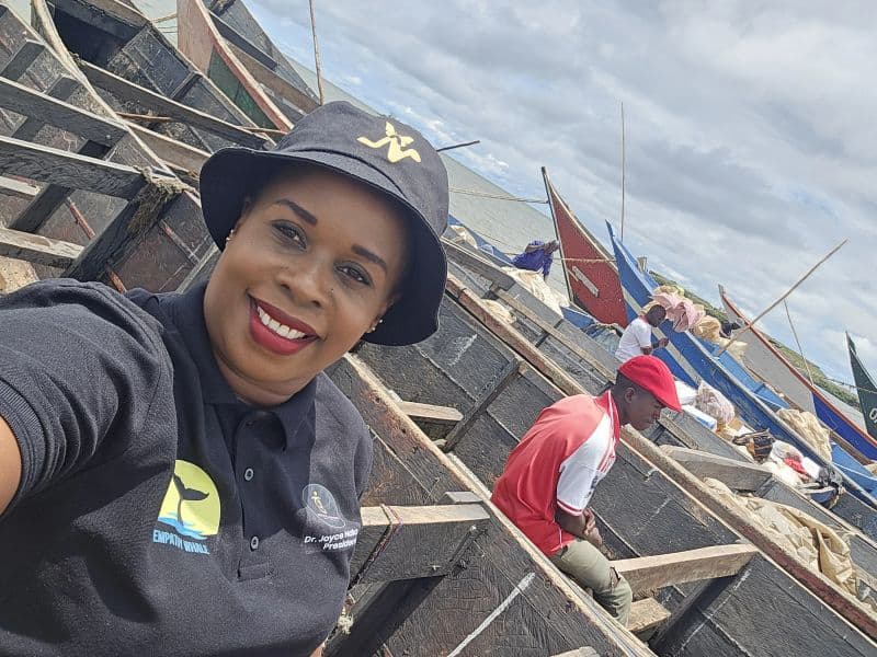 FISHERWOMEN AND CLIMATE CHANGE CRISIS